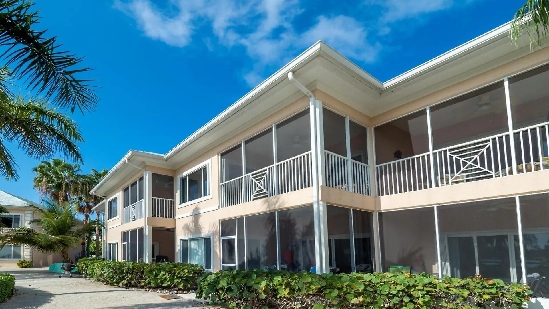 Colonial Kai Condo Driftwood Village Holiday home