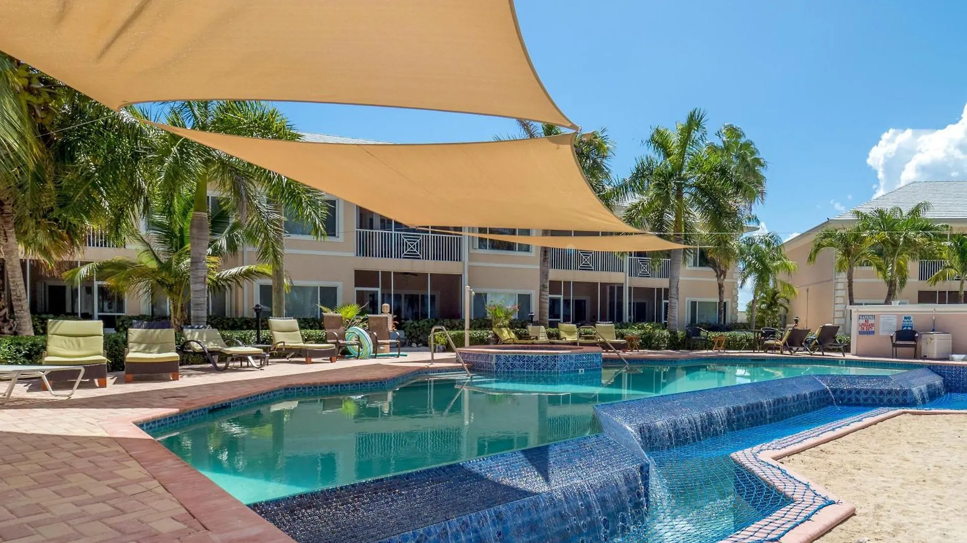 Colonial Kai Condo Driftwood Village Cayman Islands